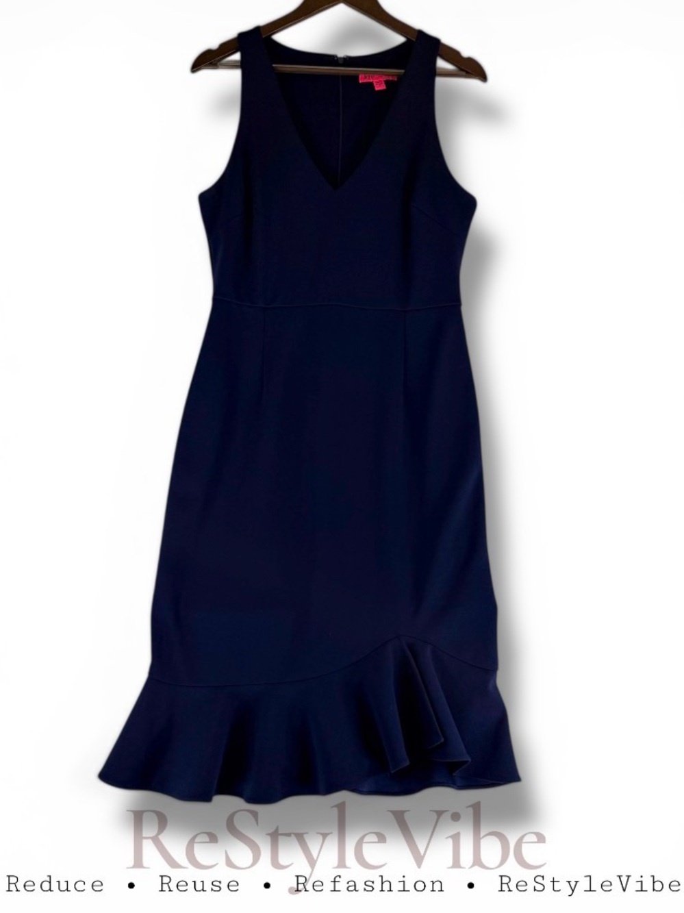 BETSEY JOHNSON Women’s Size 10 Dress Sheath Column Style V-Neckline Ruffle Navy